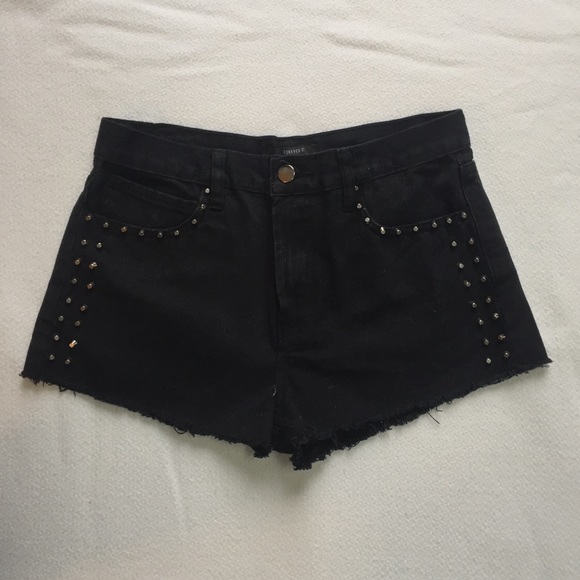 2 for $10🔥F21 Studded Shorts - Picture 1 of 4